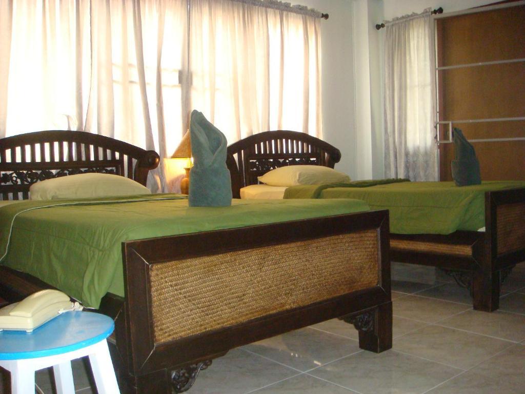 Hostel Junior House Čiang Mai Exteriér fotografie